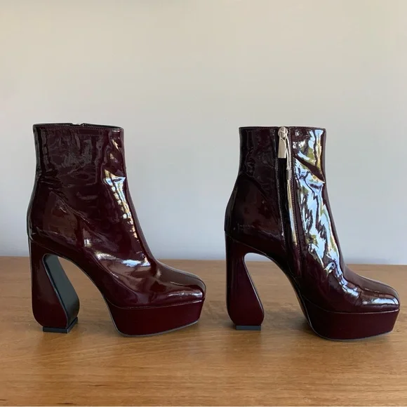 NWT!! Sergio Rossi Burgundy Platform Patent Leather Boots SZ 37 - Picture 2 of 8
